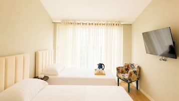 Standard Twin Room, City View | Minibar, in-room safe, desk, blackout drapes