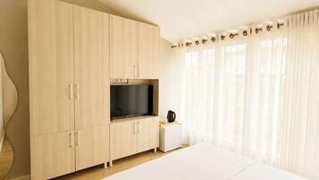 Standard Double Room, City View | Minibar, in-room safe, desk, blackout drapes