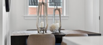 Holman's Harbourview Suite -Renovated Waterview Suite in the Heart of Summerside