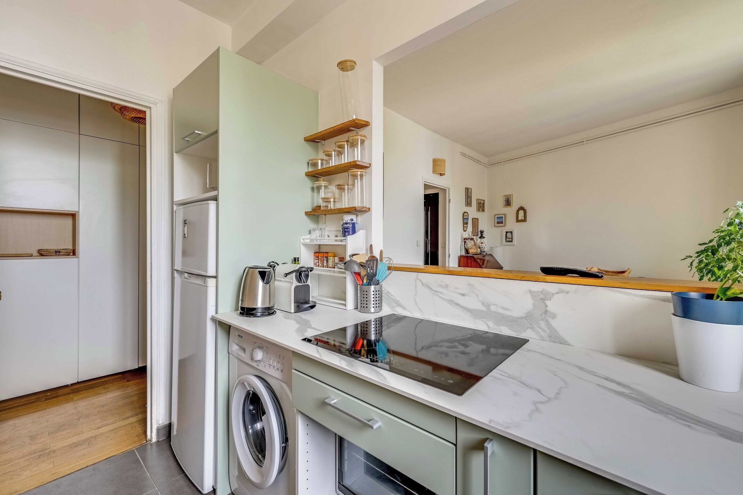 Apartemen | Dapur pribadi | Lemari es, oven, kompor, dan mesin pencuci piring