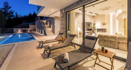 Villa M&D, Luxury Sea View Villa with Pool & Sauna
