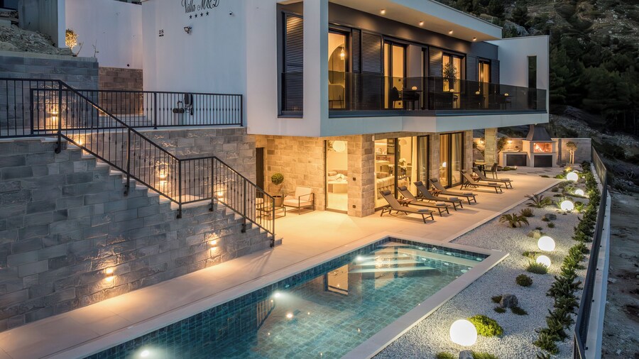 Villa M&D, Luxury Sea View Villa with Pool & Sauna