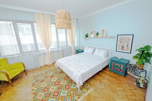 Room - Cozy & Bright Urban Home in City Center (İstanbul)