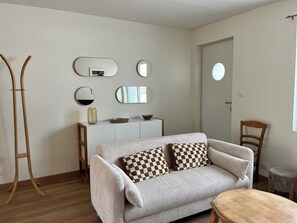 TV - Renovated house near the beaches of La Rochelle (La Rochelle)