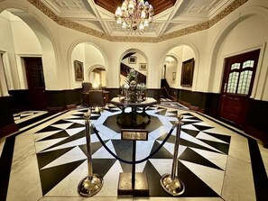 Lobby - The Cape Town Club (Cape Town)