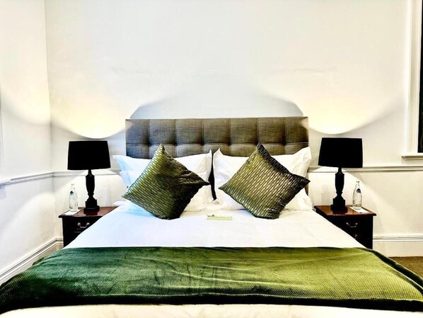 Room - The Cape Town Club (Cape Town)