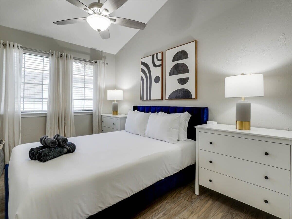 4 bedrooms