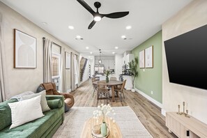 House, Multiple Beds, Patio, Garden View (Riverside) | Living area - Bright Modern & Cheerful 3bd/3ba, Medical District (Dallas)