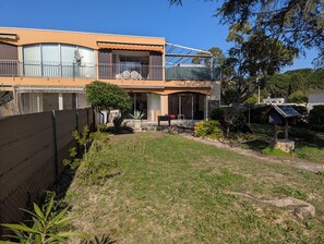 Exterior - Sol-y-days Ferias, ground floor with wooded garden and peaceful setting (Le Grau-du-Roi)