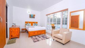 Premium Double Room, Garden View | Desk, free WiFi