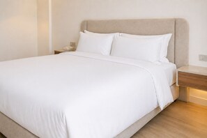 Standard Room - Mystral Hotel (Toronto)