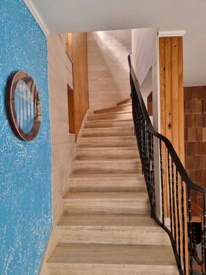 Interior - Completely renovated house with terrace and garden (Maisons-Alfort)