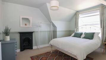 Cottage | Interior