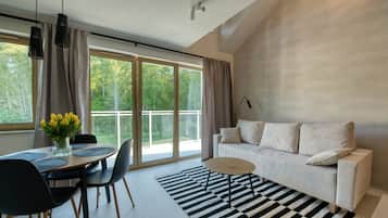 Design Apartment, Garden View | Living room
