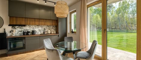Standard Apartment, Park View | Terrace/patio