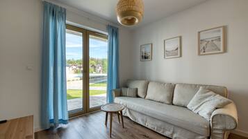 Gallery Apartment, Garden View | Terrace/patio