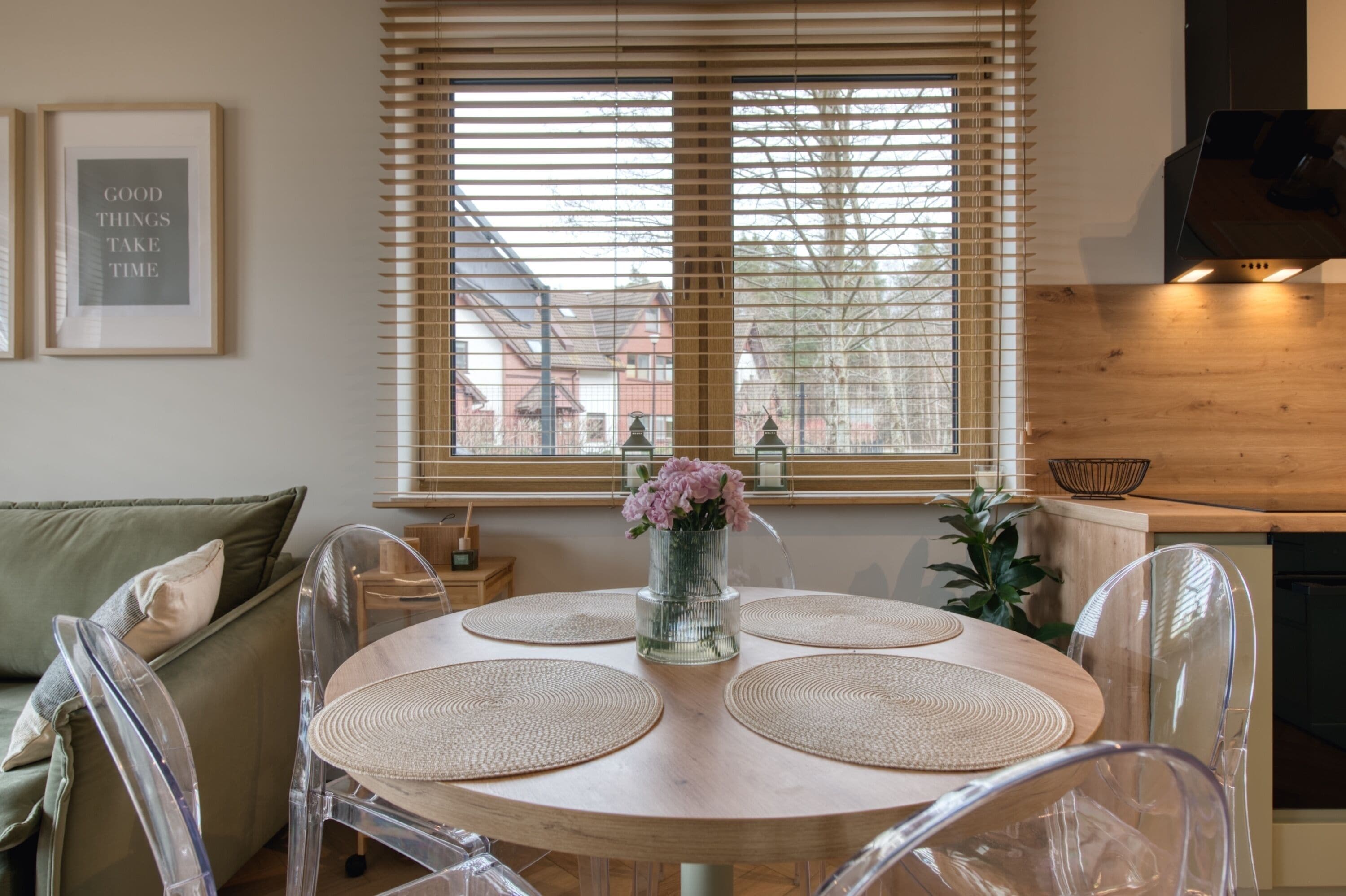 Deluxe Apartment, Garden View | Dining