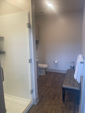 Bathroom - WORLD CUP READY :- Cozy 1-bedroom modern luxury loft (Harrison)