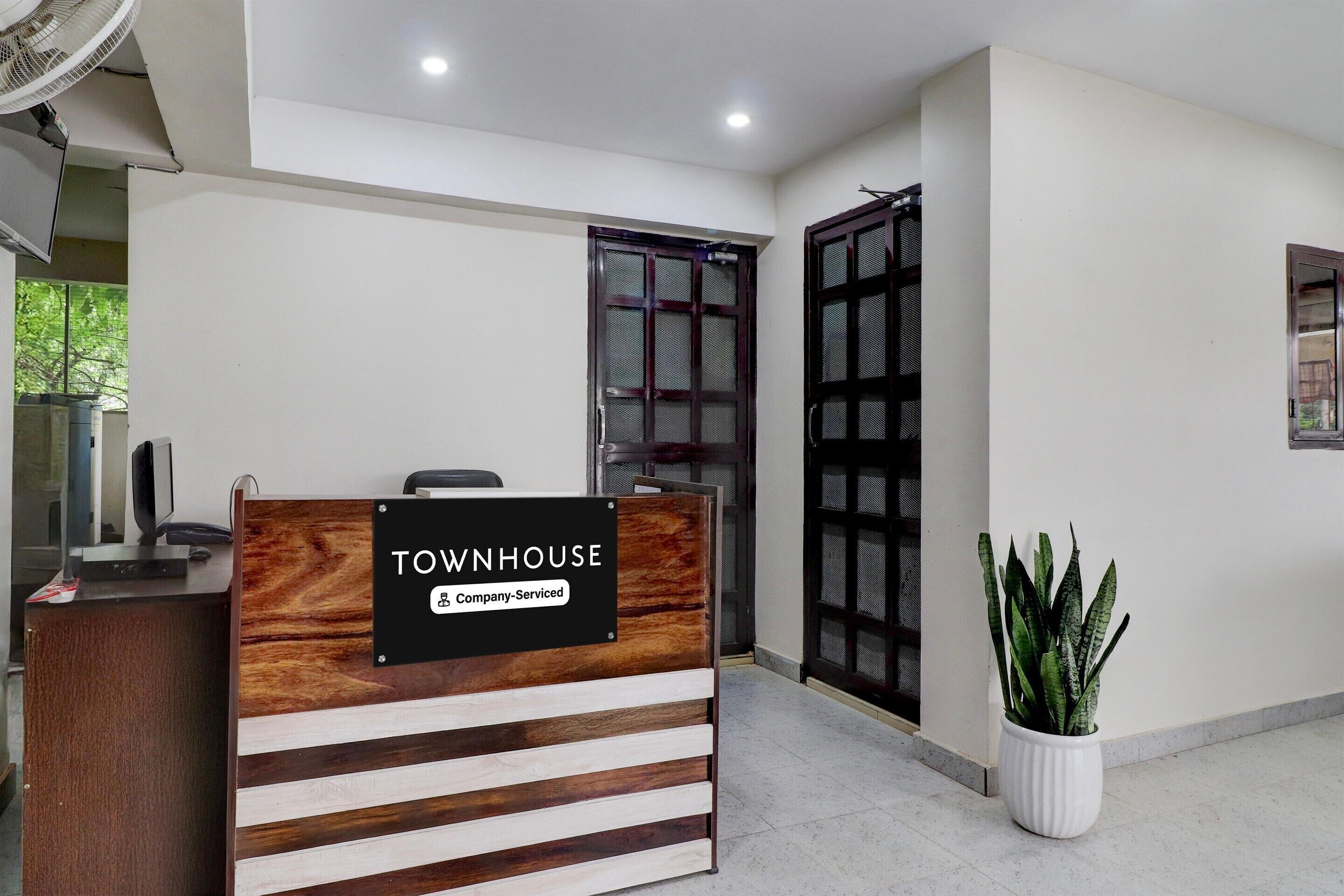 House | Reception