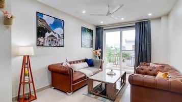 House | Reception