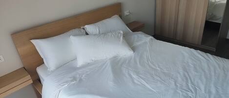 1 bedroom, WiFi, bed sheets, wheelchair access
