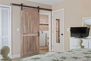 Iron/ironing board, WiFi, bed sheets - Crescent Beach Coastal Home/ Walk to Ocean (North Myrtle Beach)