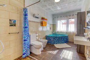 Bathroom - Hotel Rural Los Piratas Roque 6 – sea views, pool, terrace in Tijarafe (Tijarafe)