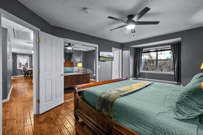 3 bedrooms, iron/ironing board, WiFi, bed sheets - Private getaway close to everything for 6-8! (Sevierville)
