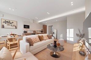 Smart TV - Premium Luxury Camden One Bed Apartment (London)