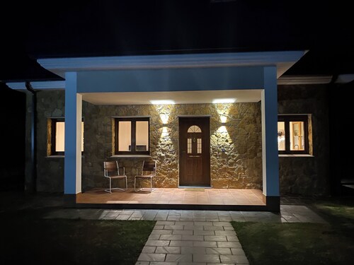 Charming coastal villa near the Cathedrals Beach in Ribadeo.