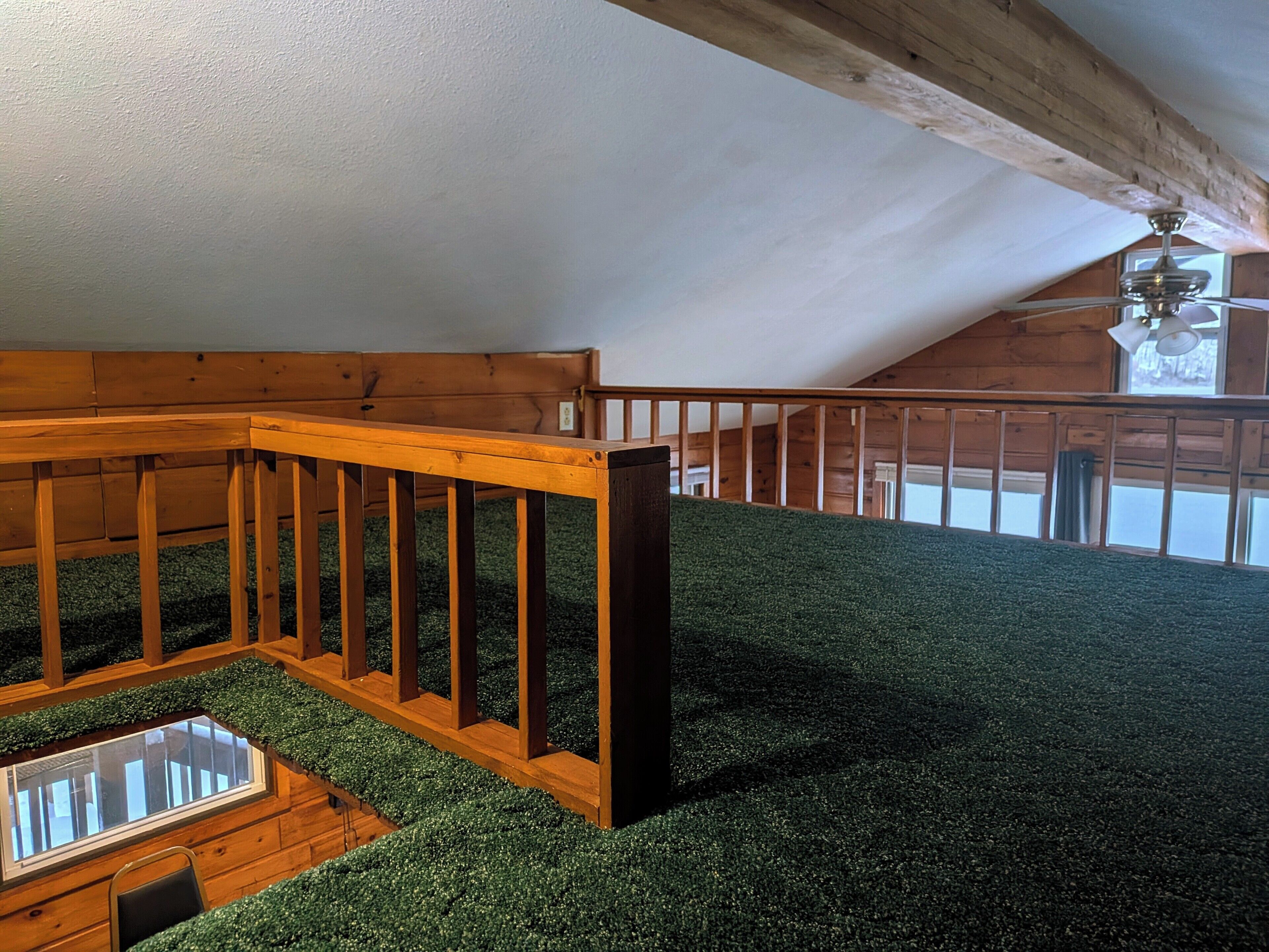 Basic Cabin, Balcony, Lake View | Interior