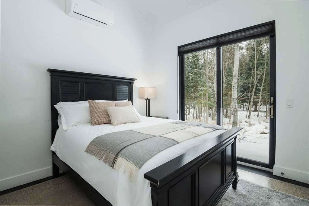 4 chambres, lit parapluie, Wi-Fi, draps fournis