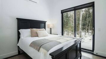 4 chambres, lit parapluie, Wi-Fi, draps fournis