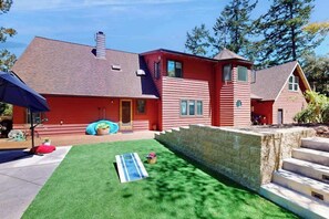 Exterior - Dog-Friendly Sebastopol Pool Home & Spa with Hot Tub (Sebastopol)