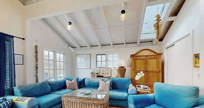 Bodega Bay Salmon Creek Waterfront Cottage for Two and Dogs