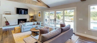 Modern Sonoma Farmhouse with Pool & Hot Tub