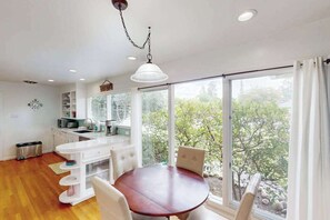 Dining - Santa Rosa Renovated Home with Fireplace & Private Patio (Santa Rosa)