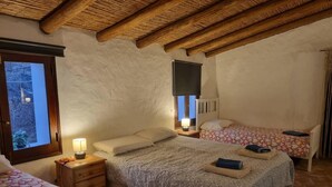 Room - Peaceful Beautiful Countryside Perfect Destination (Tavira)