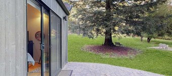 Sebastopol Forest Retreat with Creek Trail