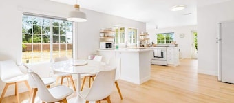Healdsburg Vineyard Farmhouse with Game Barn