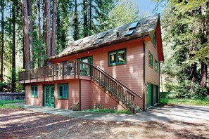 Exterior - Monte Rio Dog-Friendly Cabin with Hot Tub (Monte Rio)