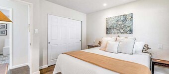 Kenwood Home with Bocce Court, Dog Friendly