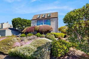 Exterior - Bodega Bay oceanview home near golf course (Bodega Bay)