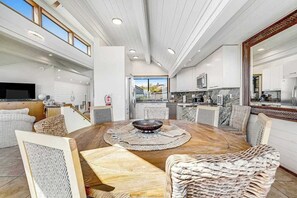 Dining - Bodega Bay Dog-Friendly Oceanview Home with Hot Tub (Bodega Bay)