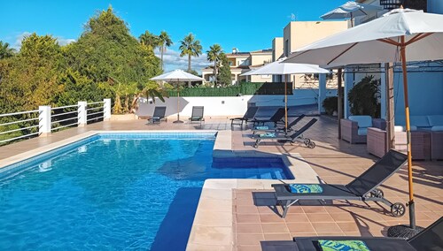 Sea-view Villa With Sunset Private Pool
