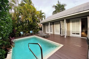 Pool - The Little Mermaid (Key West)