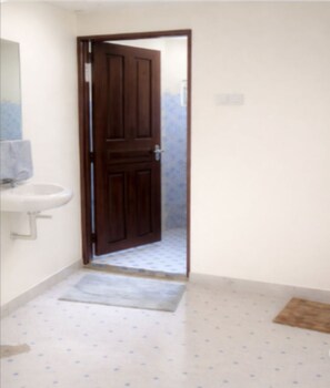 Soap, toilet paper - Mombasa:4 bedroom house :International chef ,tour guide.Perfect for family party (Mombasa)
