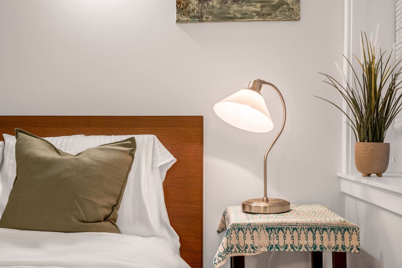 2 slaapkamers, een bureau, een strijkplank/strijkijzer, gratis wifi