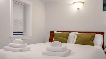 2 chambres, bureau, fer et planche à repasser, Wi-Fi gratuit
