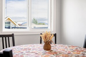Dining - Central Spacious 3 Br Upstairs (Vancouver)